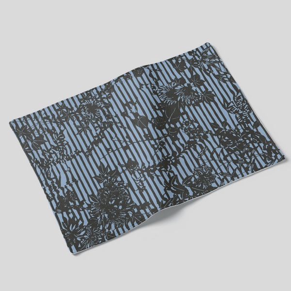 Trellis Placemat - Black/Blue