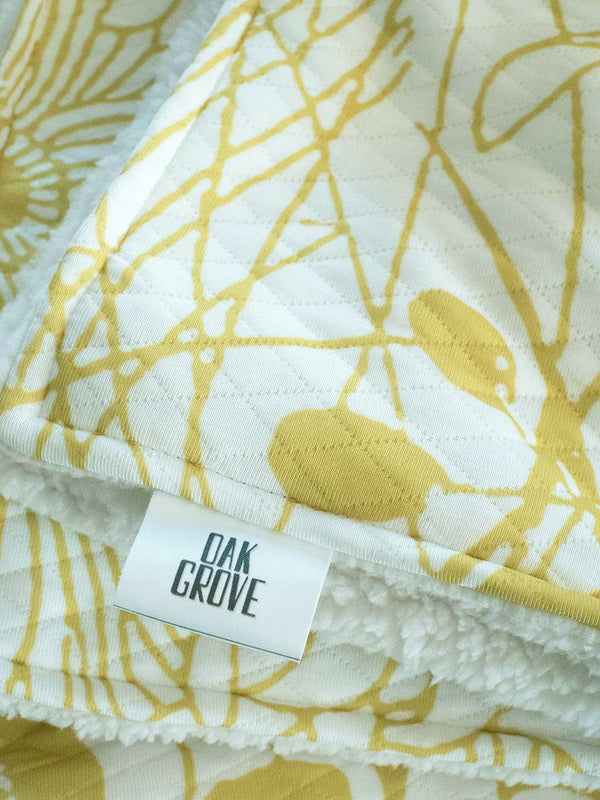 Chrysanthemums White/Gold Quilted Throw Blanket