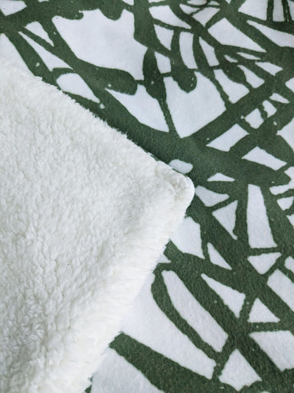 Bamboo Grid Green/White Plush Velvet Blanket