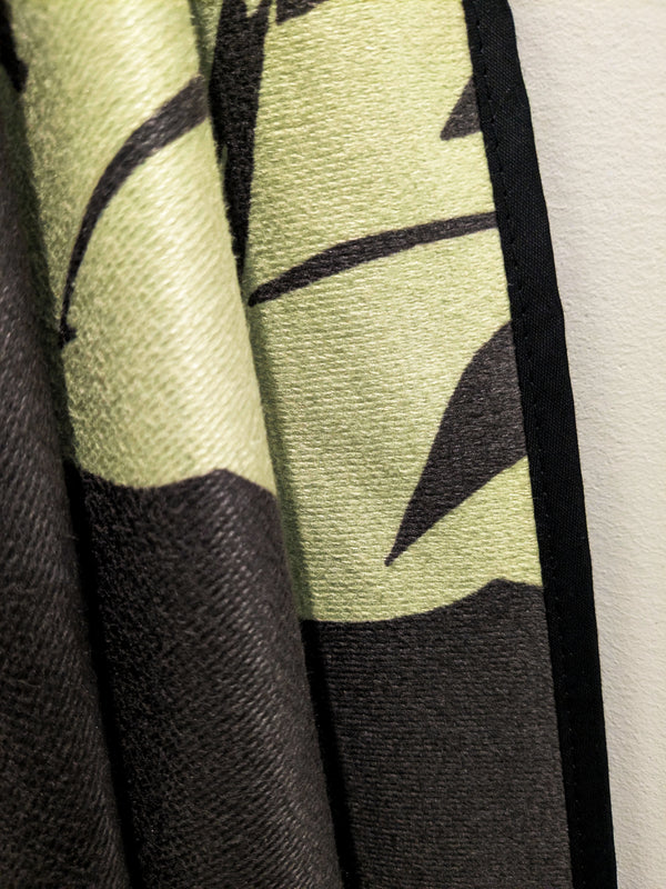 Vista Towel - Green/Black