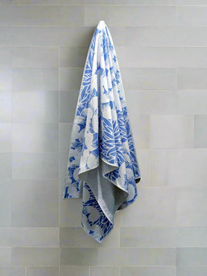Spiral Towel - Medium Blue/White