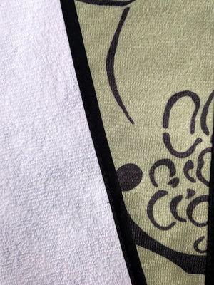 Vista Towel - Green/Black