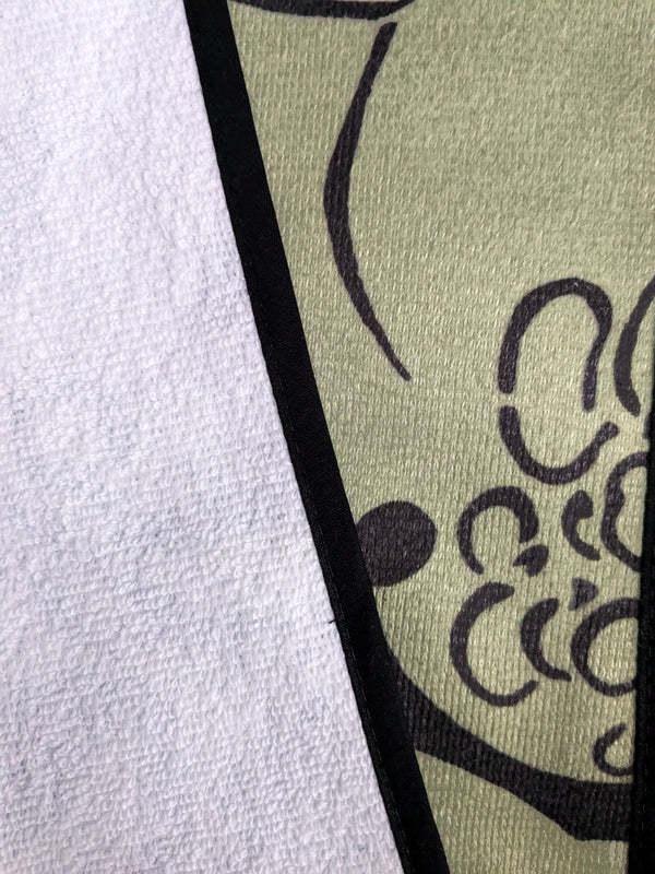 Vista Towel - Green/Black