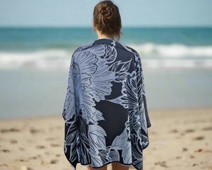 Peony Pair Towel - Light Blue/Black