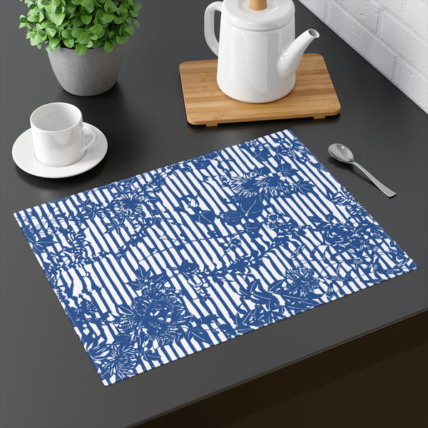 Trellis Placemat - Blue/White